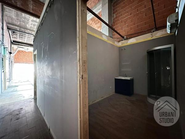 Local en calle Brasil