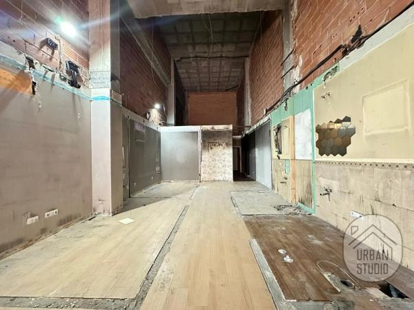 Local en calle Brasil