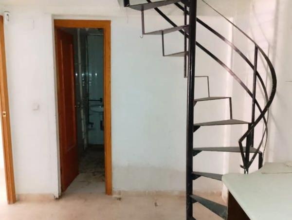 Local o nave en calle Virgen de los Lirios