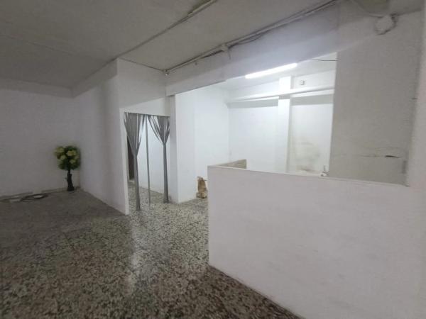 Local en calle Cánovas del Castillo