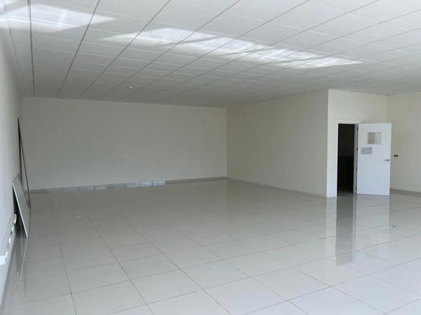 Nave en rentabilidad en calle del Chelín