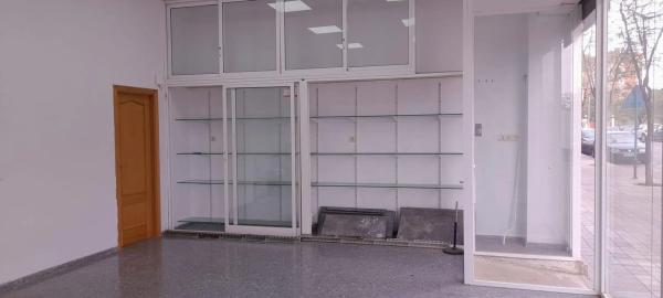 Local en Barrio Tómbola - Rabasa