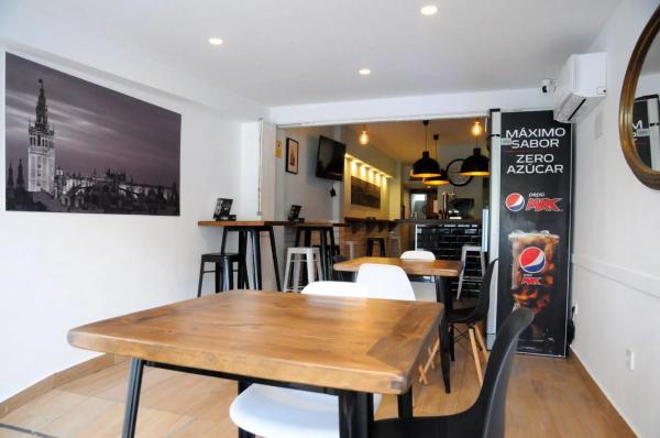 Local en Barrio Cabo de las Huertas