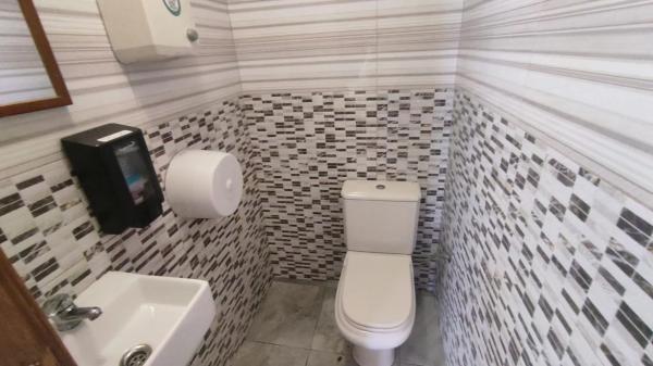 Local en calle de Perú, 4