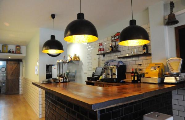 Local en Barrio Cabo de las Huertas