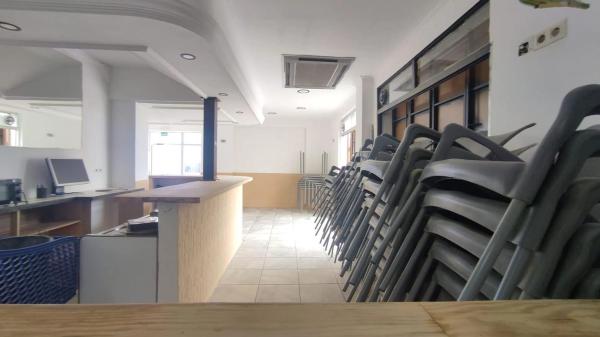 Local en calle de Perú, 4