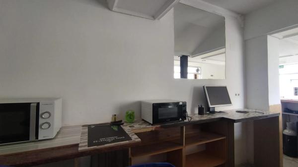 Local en calle de Perú, 4