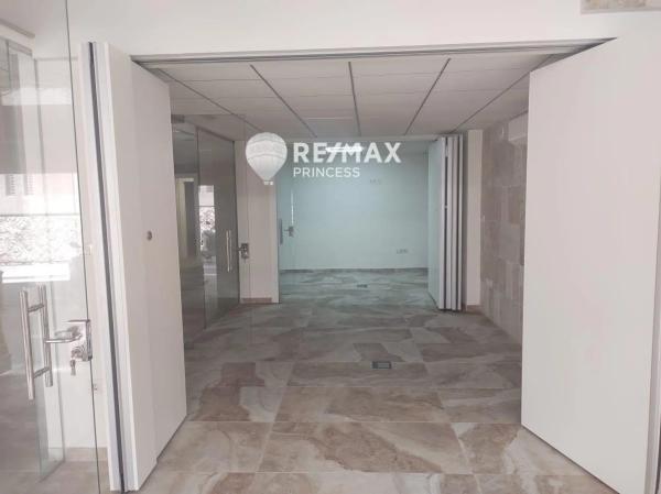 Local en calle del Médico Pascual Pérez