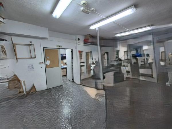 Local en calle Capitán Hernández Mira