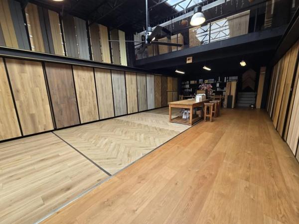 Local en Barrio Garbinet - Parque de las Avenidas