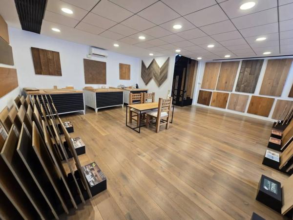 Local en Barrio Garbinet - Parque de las Avenidas