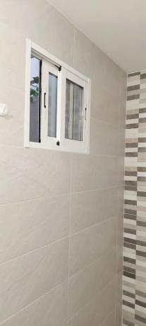 Local en calle Cardenal Payá