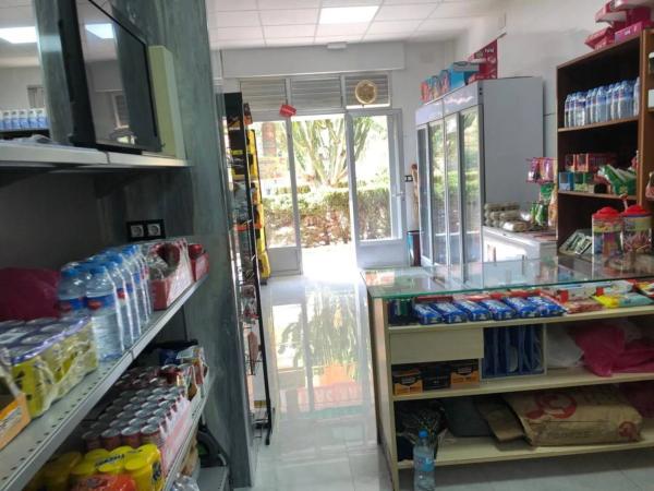 Local en avenida Ejércitos Españoles