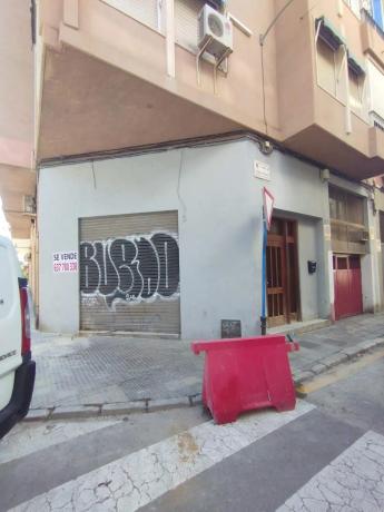 Local en calle de Casiopea