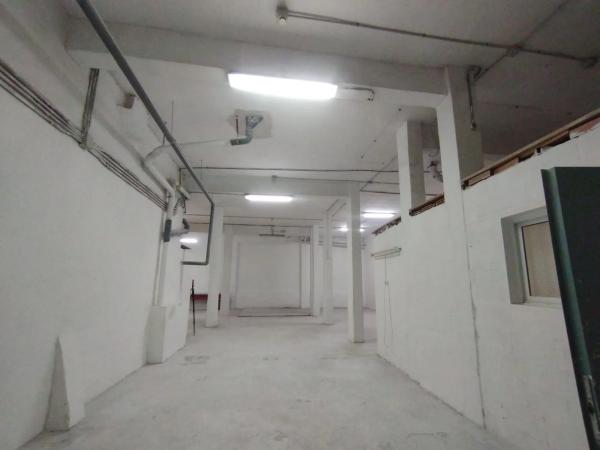 Local en calle de Casiopea