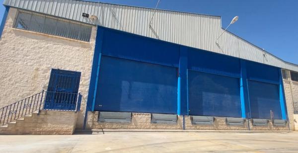 Nave en calle del Marco