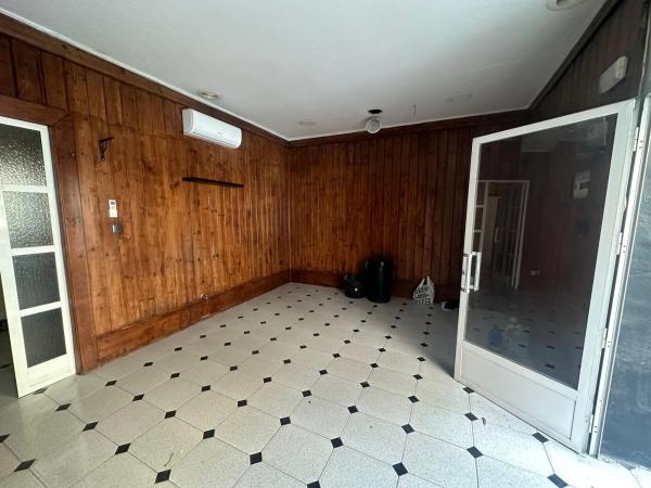 Local en calle Arquitecto Morell
