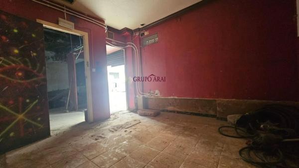 Local en calle Aspe, 11