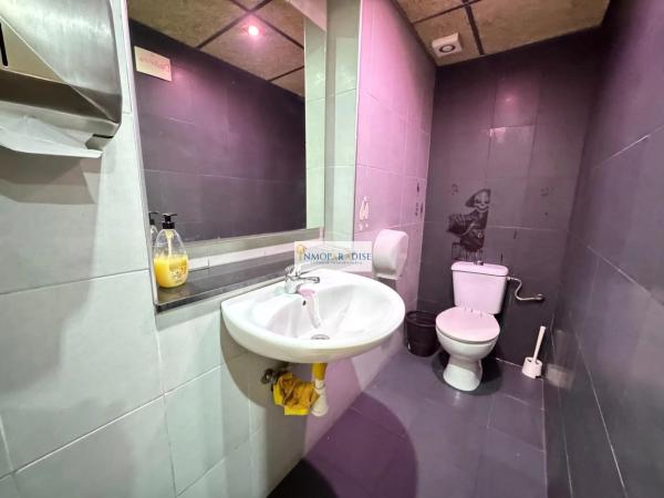 Local en calle de la Cruz del Sur