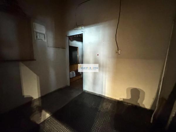 Local en calle de la Cruz del Sur