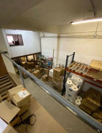 Local en calle Pegaso, 44