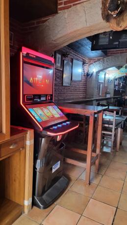 Local en calle Capitán Dema, 5