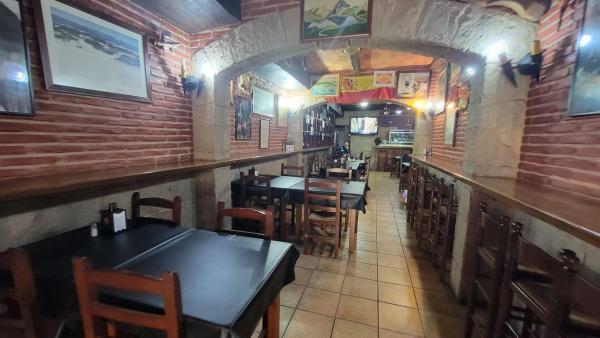 Local en calle Capitán Dema, 5