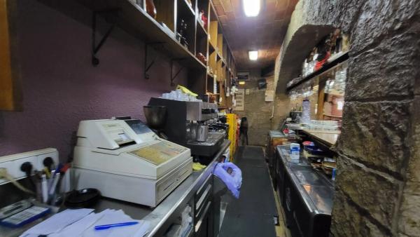 Local en calle Capitán Dema, 5