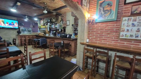 Local en calle Capitán Dema, 5