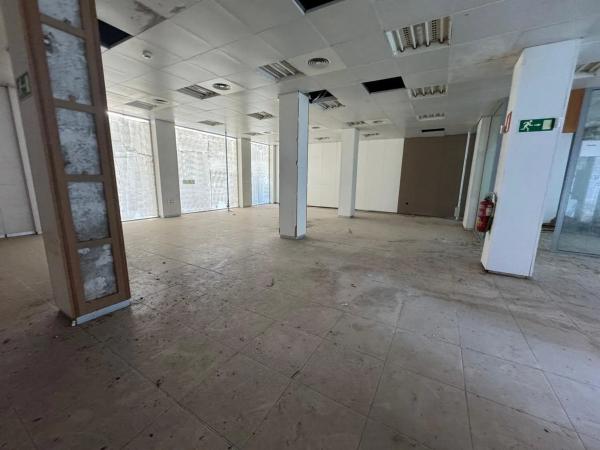 Local en calle General Espartero, 124