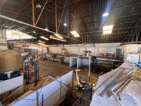 Nave en Barrio Ciudad de Asís - Font-Calent - El Bacarot