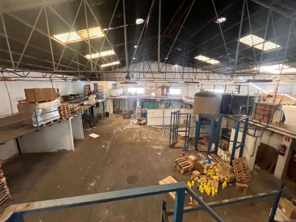 Nave en Barrio Ciudad de Asís - Font-Calent - El Bacarot