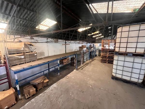 Nave en Barrio Ciudad de Asís - Font-Calent - El Bacarot