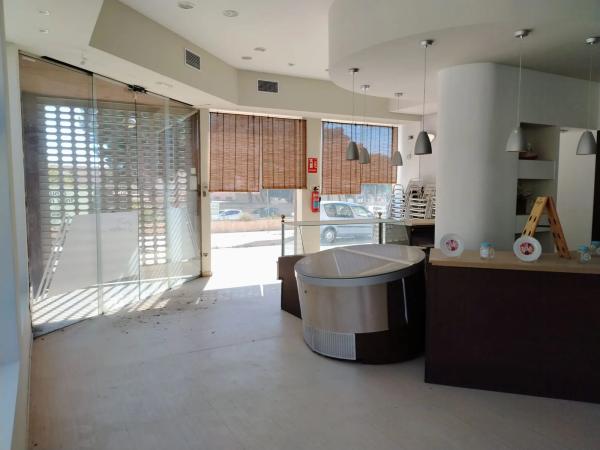 Local en calle del Donant