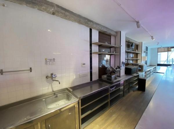 Local en Barrio Altozano