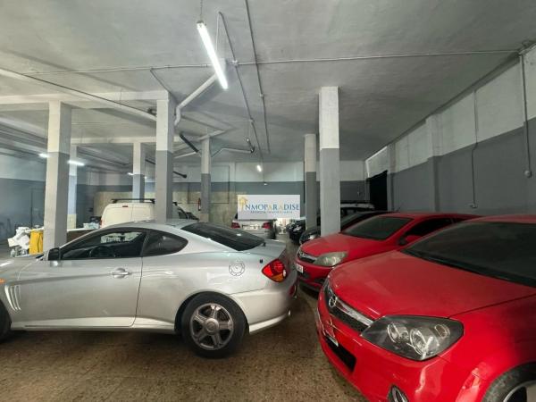 Local en calle Garbinet