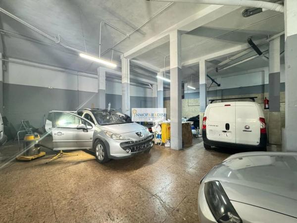 Local en calle Garbinet