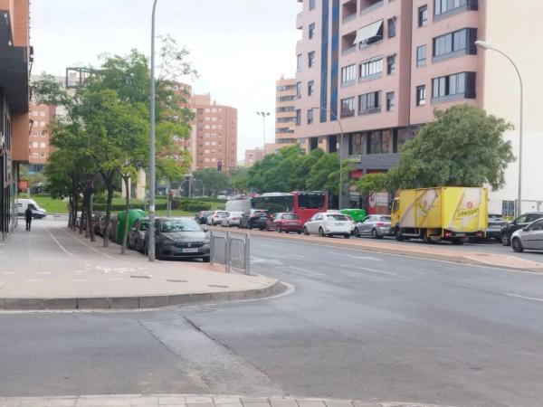 Local en calle Artista Foguerer