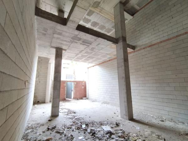 Local en calle Artista Foguerer