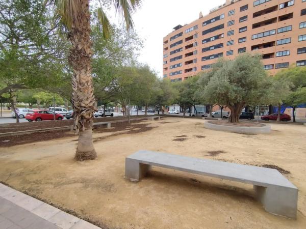 Local en calle Artista Foguerer