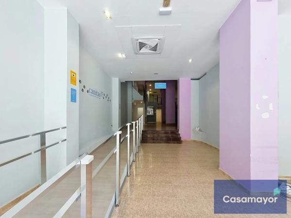 Local en avenida General Marvá