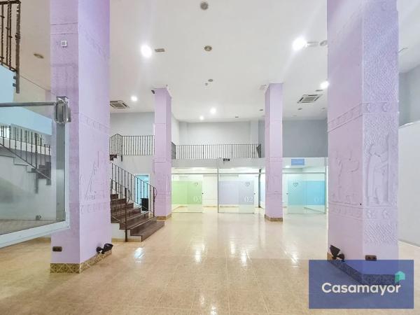 Local en avenida General Marvá