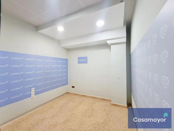 Local en avenida General Marvá