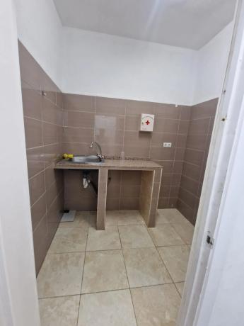 Local en Barrio Carolinas Altas