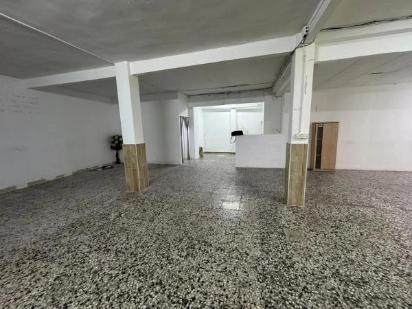 Local en Barrio Carolinas Altas