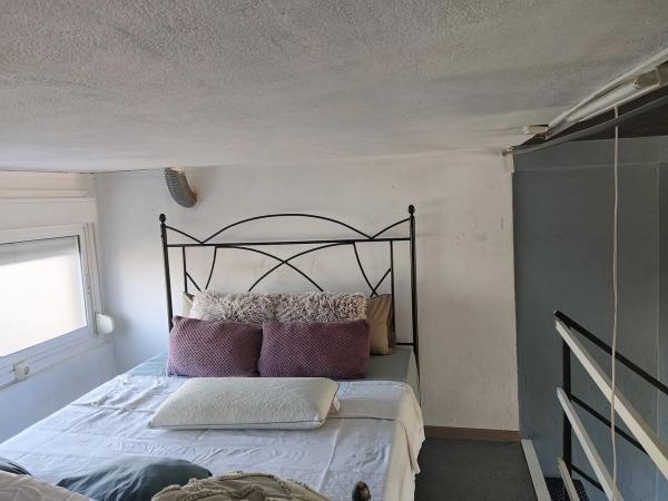 Local en avenida Benidorm, 18