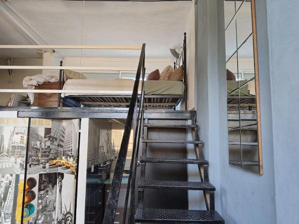 Local en avenida Benidorm, 18