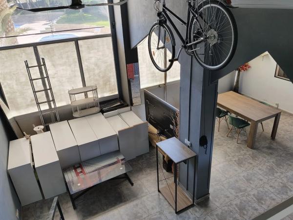 Local en avenida Benidorm, 18