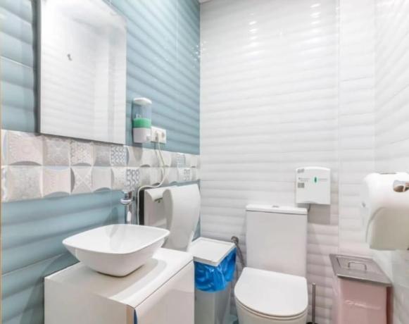 Local en avenida de Holanda, 12