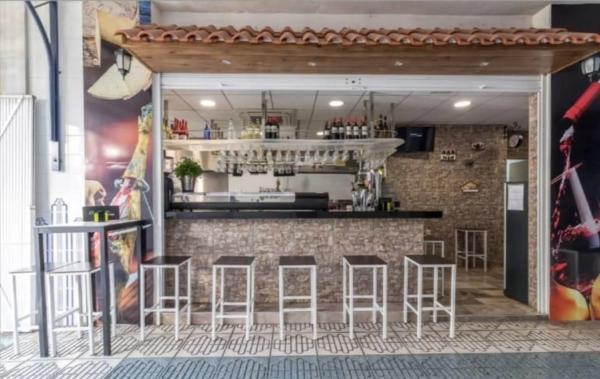 Local en avenida de Holanda, 12